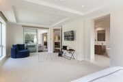Photo - 450 N Palm Dr