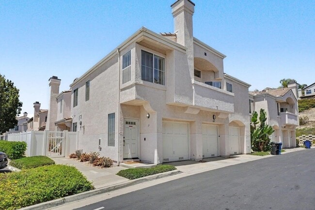 Building Photo - 411 Sanibelle Cir Unit 57