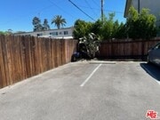 Photo - 11223 Emelita St