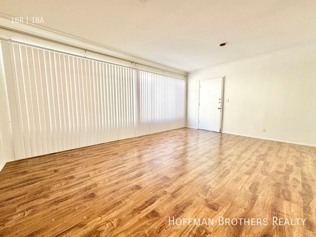 Photo - 1350 Laurel Ave Unit 9