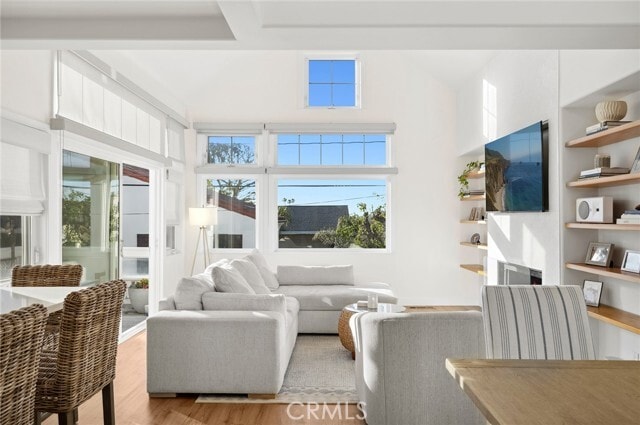 Photo - 409 Dahlia Ave Townhome
