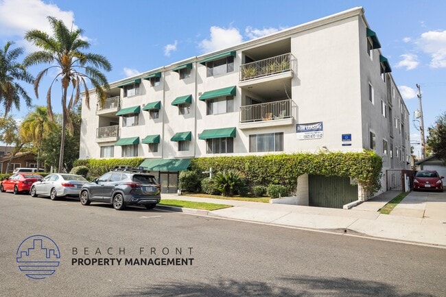 Photo - 355 Coronado Ave.