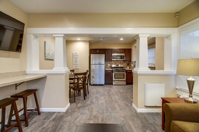 Photo - 2483-87 J St Unit 2483