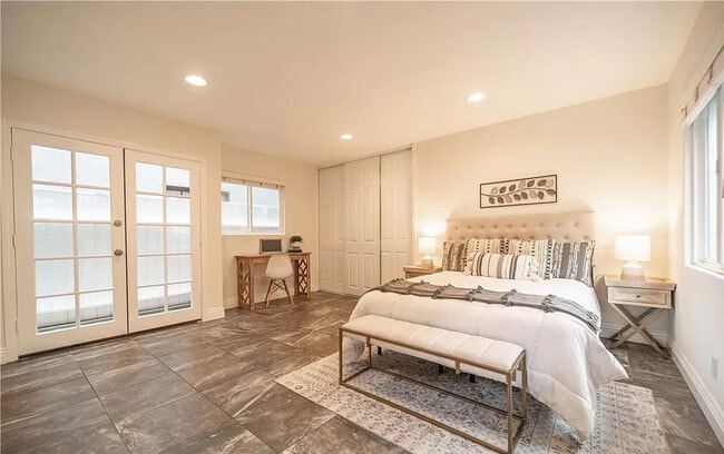 Photo - 919 Alabama St