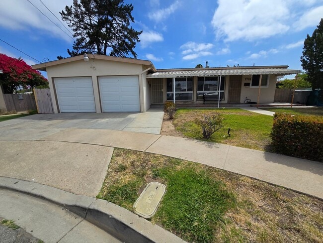 Building Photo - Coconino Ct. 3716-18 Unit 3716