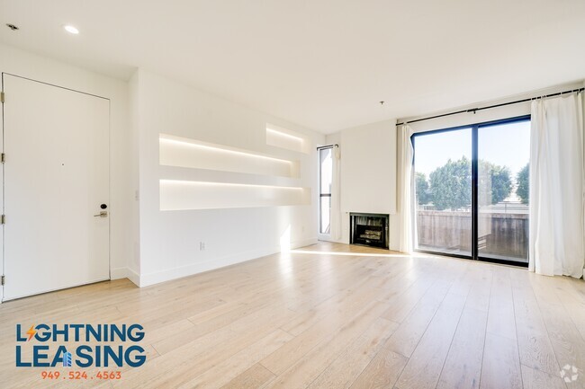 Building Photo - 8811-8813 Burton Way Unit 202D Rental