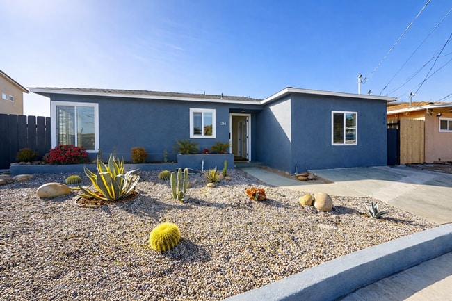 Building Photo - 5266-5268 Tipton St