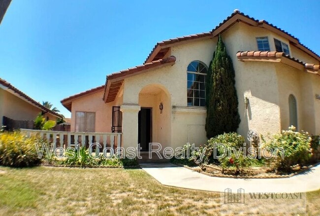 Photo - 4515 Coronado Dr House