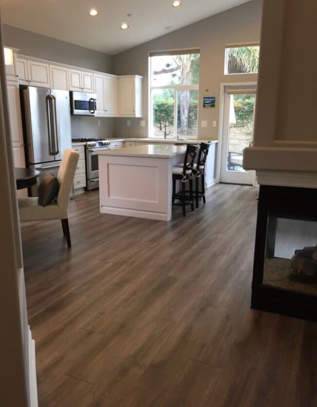 Photo - 797 Bennett Ave