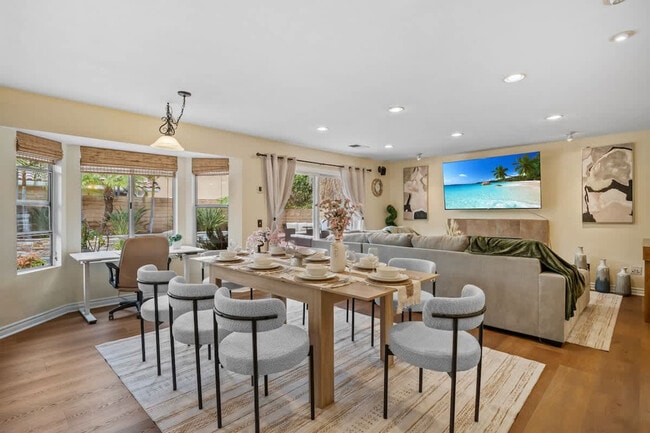 Photo - 2003 Pierce Ct Unit ID1465018P