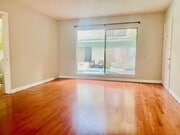 Photo - 941 N San Vicente Blvd Unit Apt 2