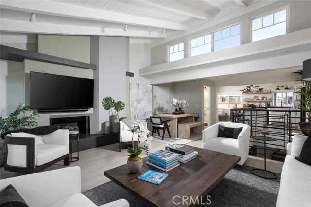 Photo - 2520 Seaview Ave