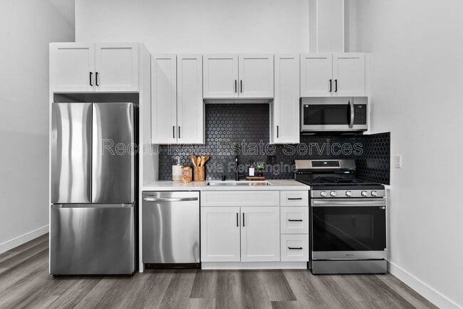 Photo - 832 Desty St Unit 10