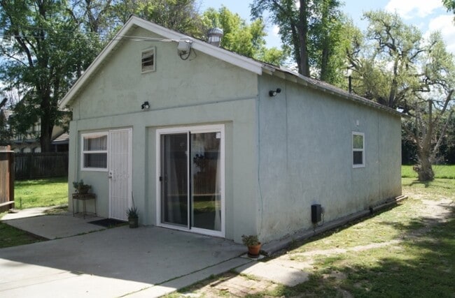 Building Photo - 23250 Burbank Blvd