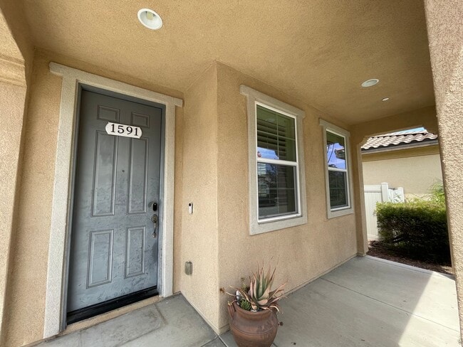 Photo - Spacious Chula Vista Home | 2 Car Garage | Pools, Gym & Tennis Courts