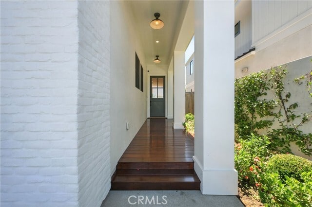 Photo - 391 La Perle Pl