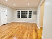 Photo - 1744 Huntington Dr
