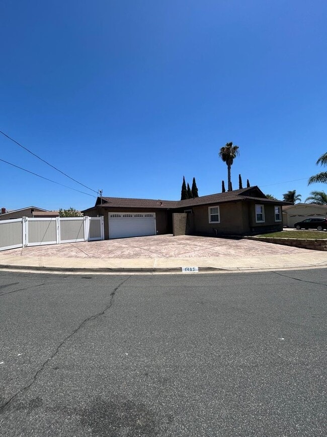 Photo - Beautiful and Spacious 3 Bedroom, 2 Bath Home! $3,800 Move In Ready!