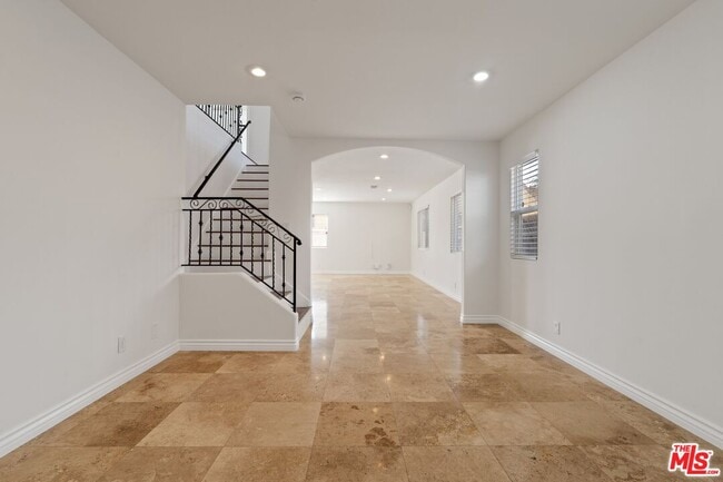 Photo - 4128 W 122nd St