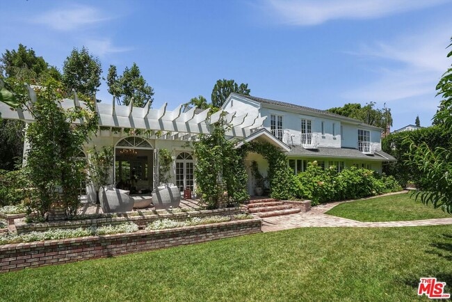 Building Photo - 317 S Burlingame Ave