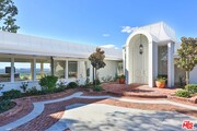 Photo - 1174 N Hillcrest Rd House