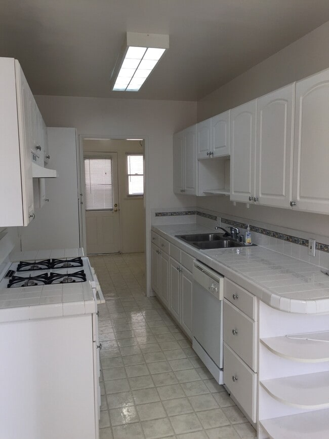 Photo - 813m Unit 815