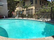 Photo - 1806 N Harvard Blvd Unit 3