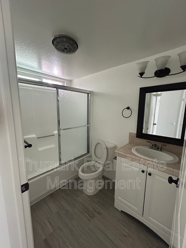 Photo - 1122 E Elk Ave Unit #119