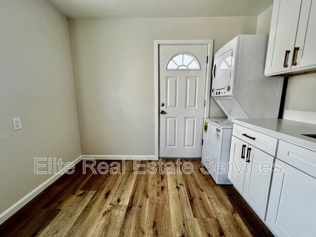 Photo - 3313 Clairemont Mesa Blvd