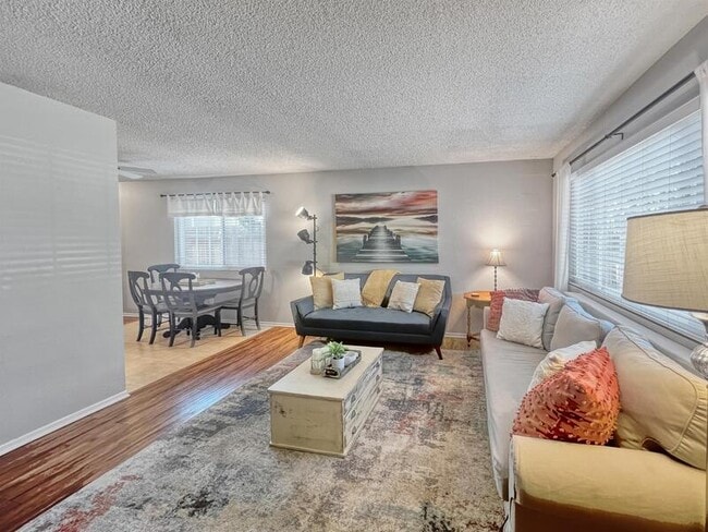 Photo - 5118 Savannah St