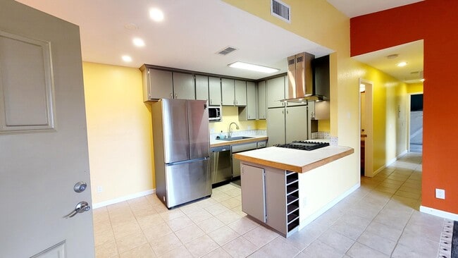 Photo - 31200 Landau Blvd Condo Unit 608