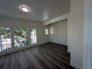 Photo - 307 Laurel St