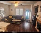 Photo - 121 E C St House