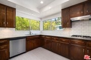 Photo - 1528 Rising Glen Rd