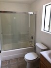 Full bath - 921 Oxford Ave Townhome