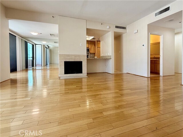 Photo - 600 W 9th St Unit 1508