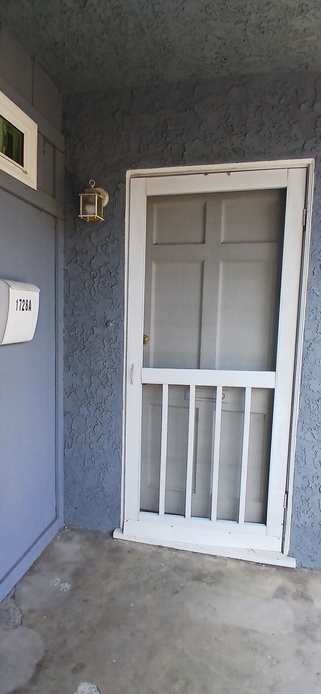 Front Door - 1728 N Hollywood Way Apartments Unit A
