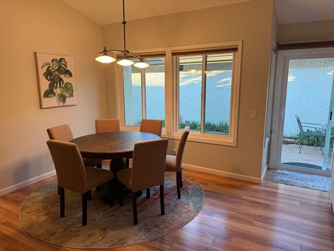 Photo - Short Term Furnished Beautiful SIngle Story Home