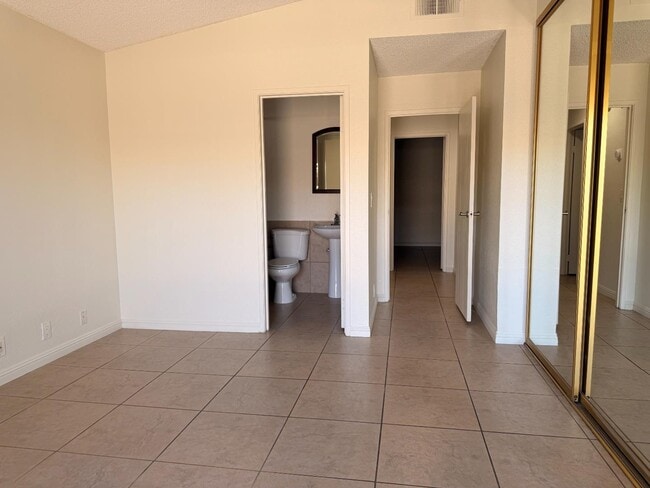 Photo - 74-118 Catalina Way - 74-118