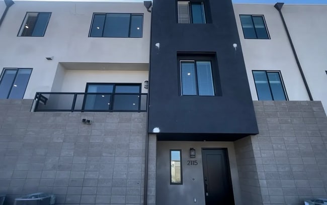 Photo - 2115 Reed Dr Townhome