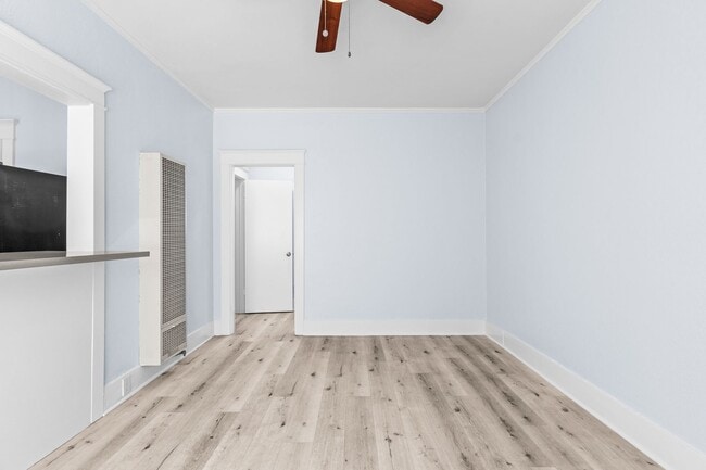 Photo - 1819 E 7th St Unit 1819 1/2