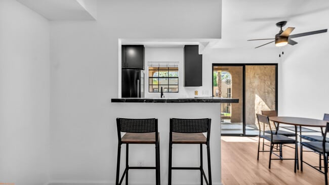 Photo - 5300 E Waverly Dr Unit J14