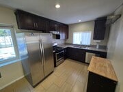 Photo - 15360 Saticoy St