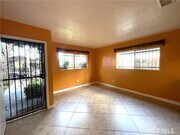 Photo - 10802 Grape St