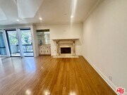 Photo - 324 N Palm Dr Unit 206