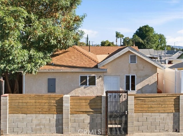 Building Photo - 7542 White Oak Ave