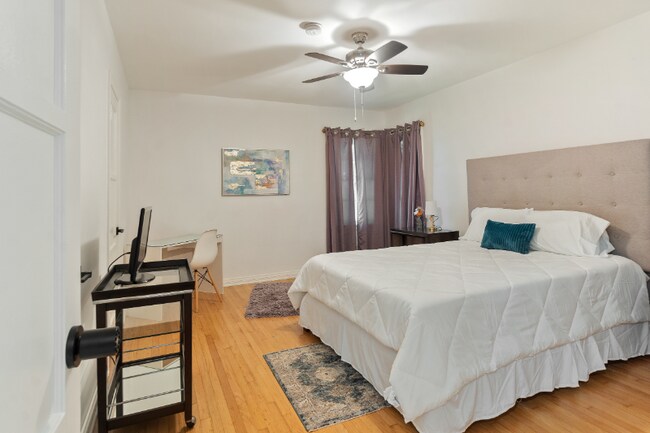 Photo - 1429 Ellsmere Ave Unit 1429