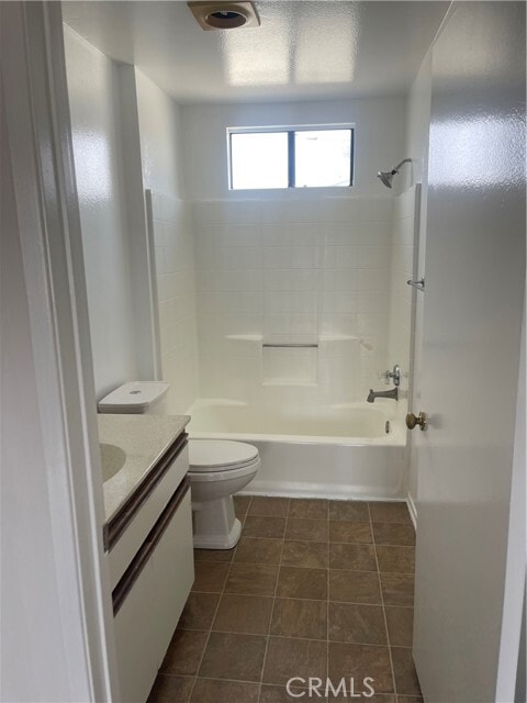 Photo - 1001 N Raymond Ave