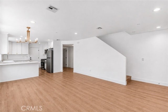 Photo - 16385 Valencia Ave
