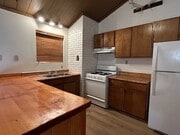 Photo - 259 Spruce Ln